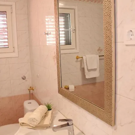 Hacienda Apartment *