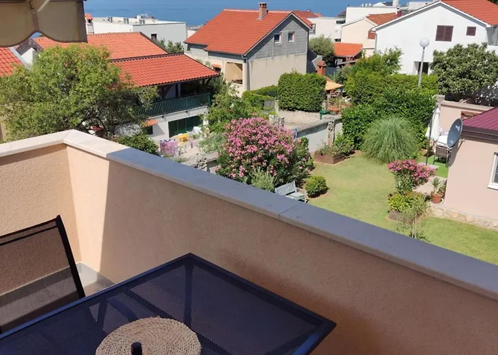 Hacienda Apartment