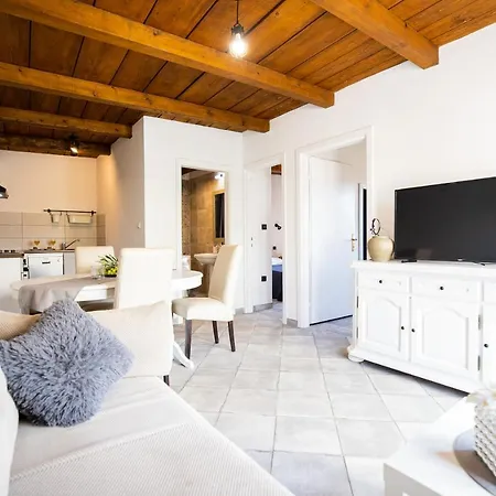 Apartment Hacienda