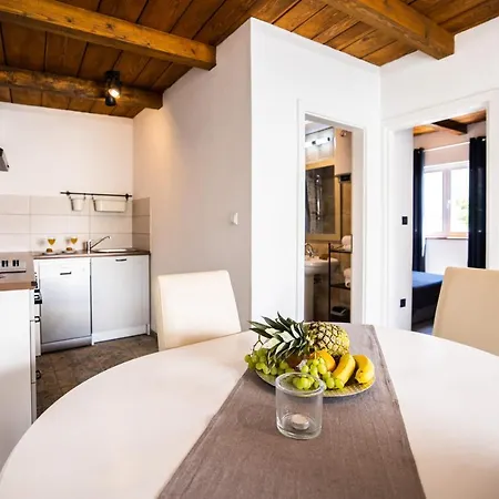 Hacienda Apartment