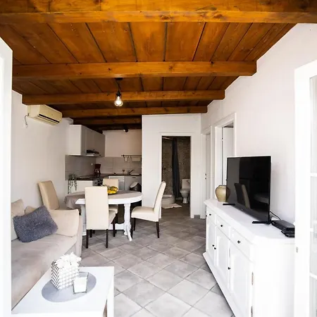 Hacienda Apartment *