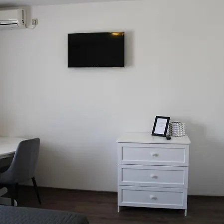 Apartment Hacienda