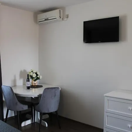 Hacienda Apartment *