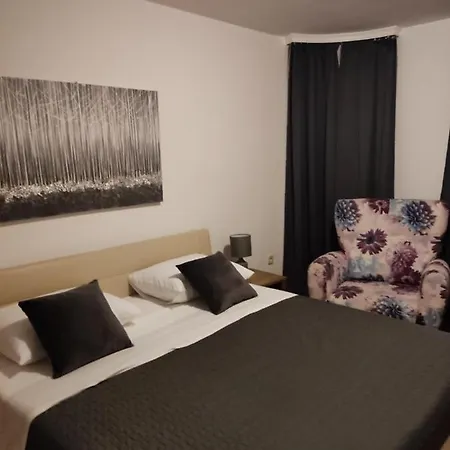 Apartment Hacienda